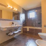 Hotel Aplend Wellness Borovica 4*