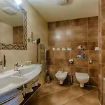 Aplend Wellness Borovica