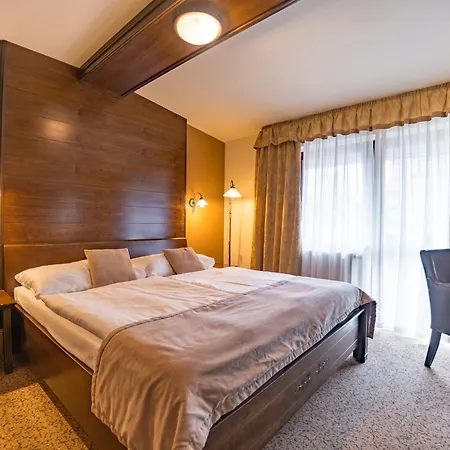 Szálloda Aplend Wellness Borovica Štrbské Pleso