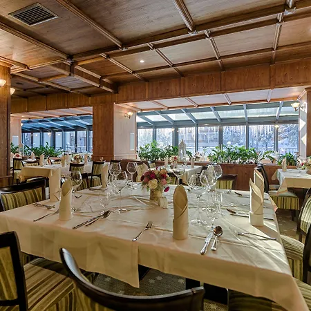 Aplend Wellness Borovica Hotell 4*