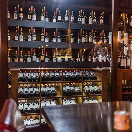 Aplend Wellness Borovica Szálloda 4*