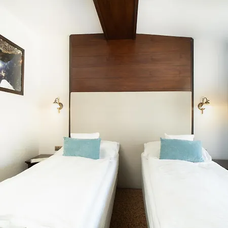 Aplend Wellness Borovica Szálloda 4*