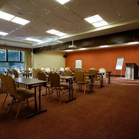 Aplend Wellness Borovica 4*