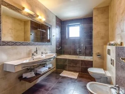 Aplend Wellness Borovica